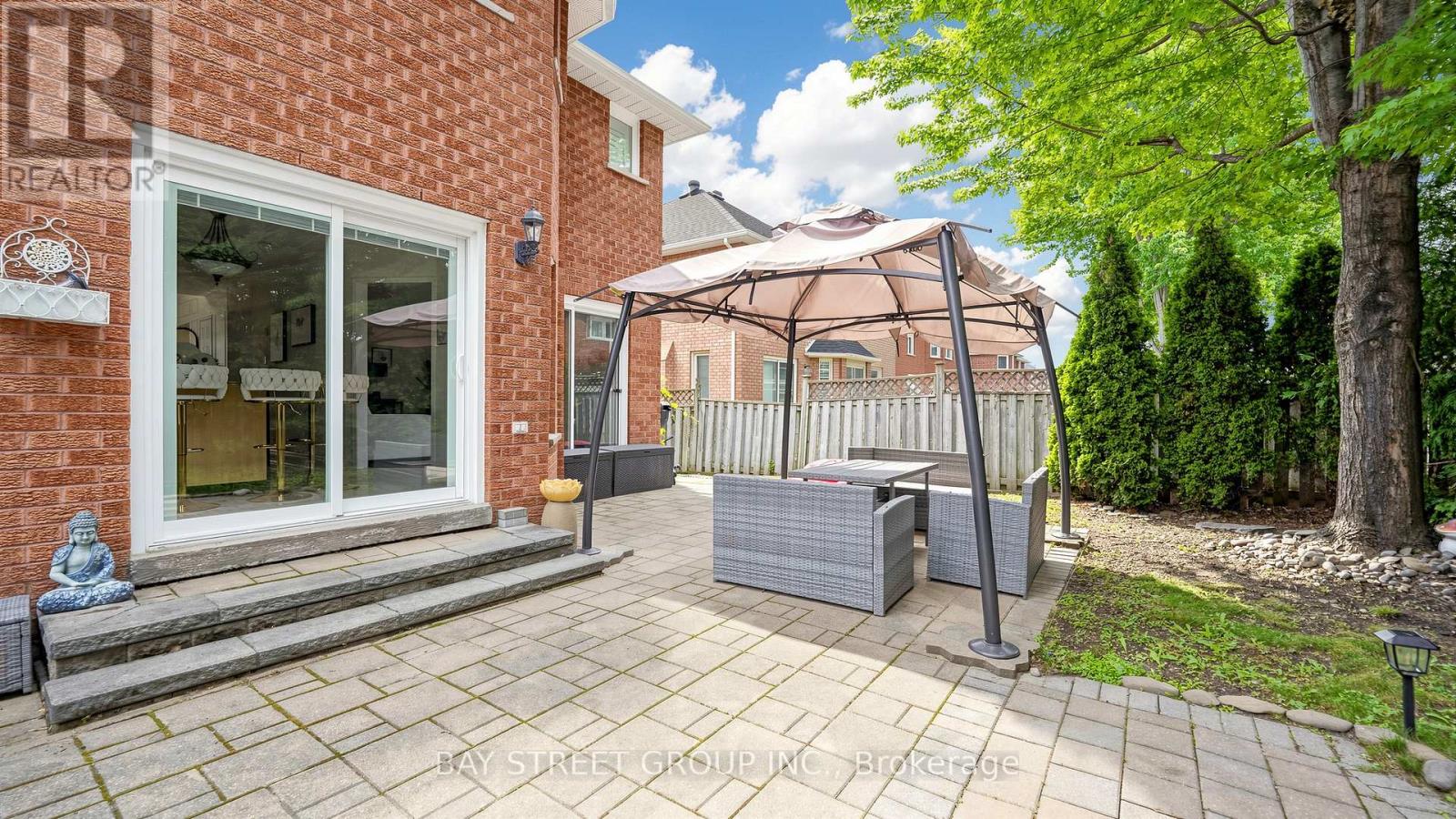 26 KEW GARDENS - 47