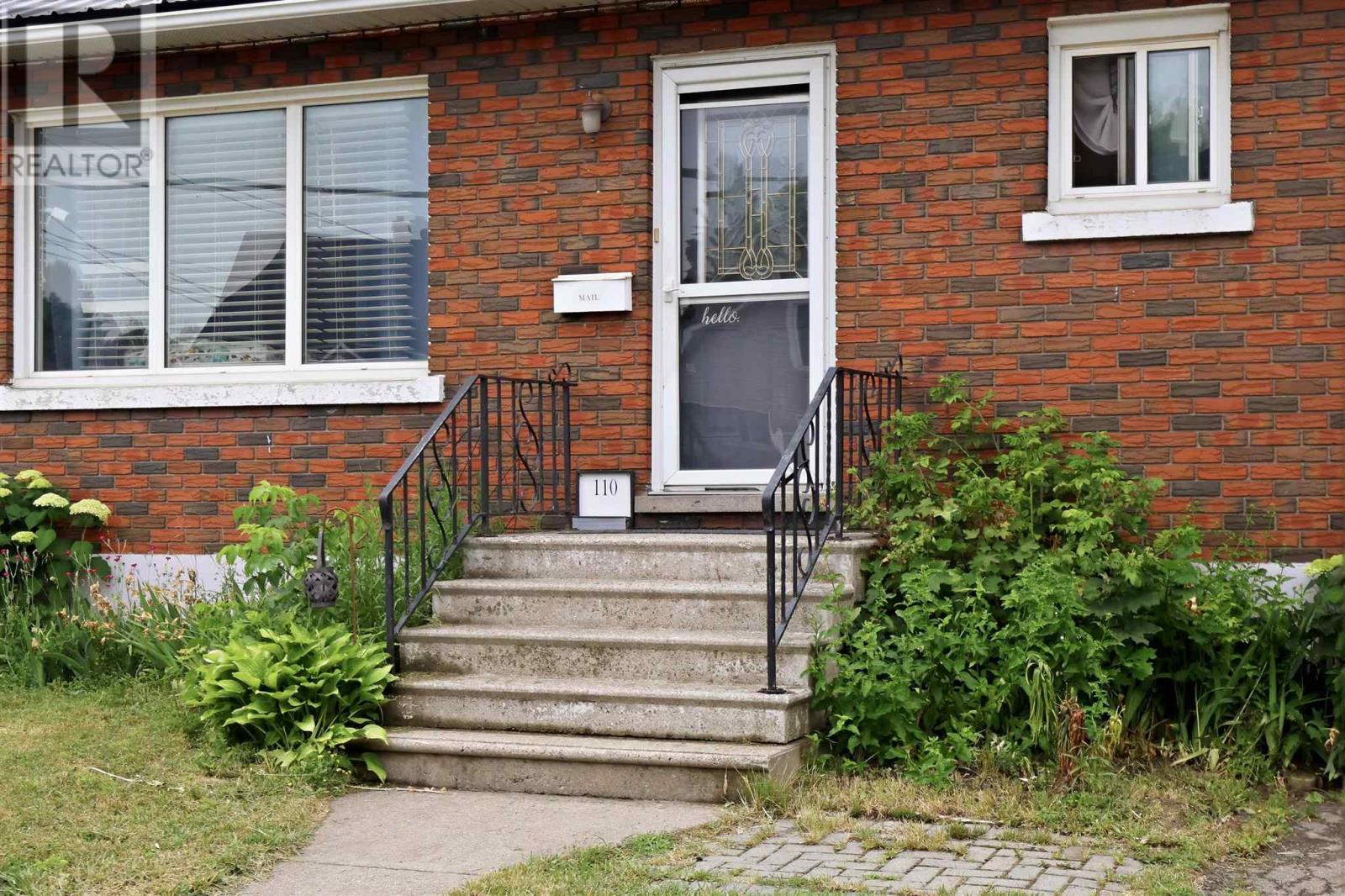 110 Henrietta AVE - 2