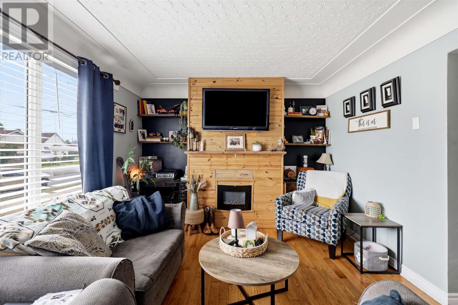 110 Henrietta AVE - 5