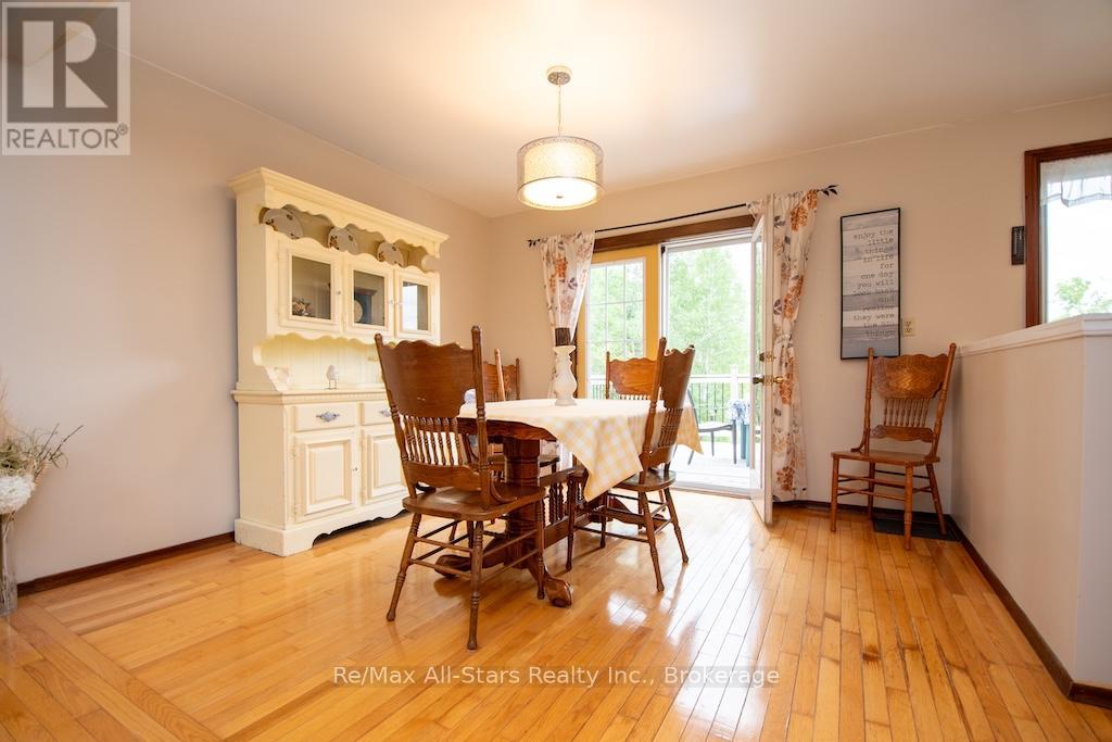421 OGEMAH ROAD S - Image 10