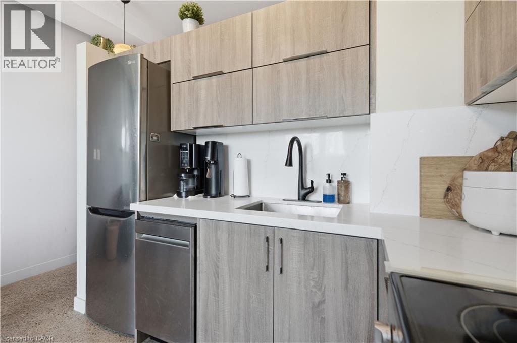 #404 510 KING Street E - 11