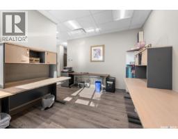 1 1330 Osler Street, Regina, SK S4R1W7 Photo 6