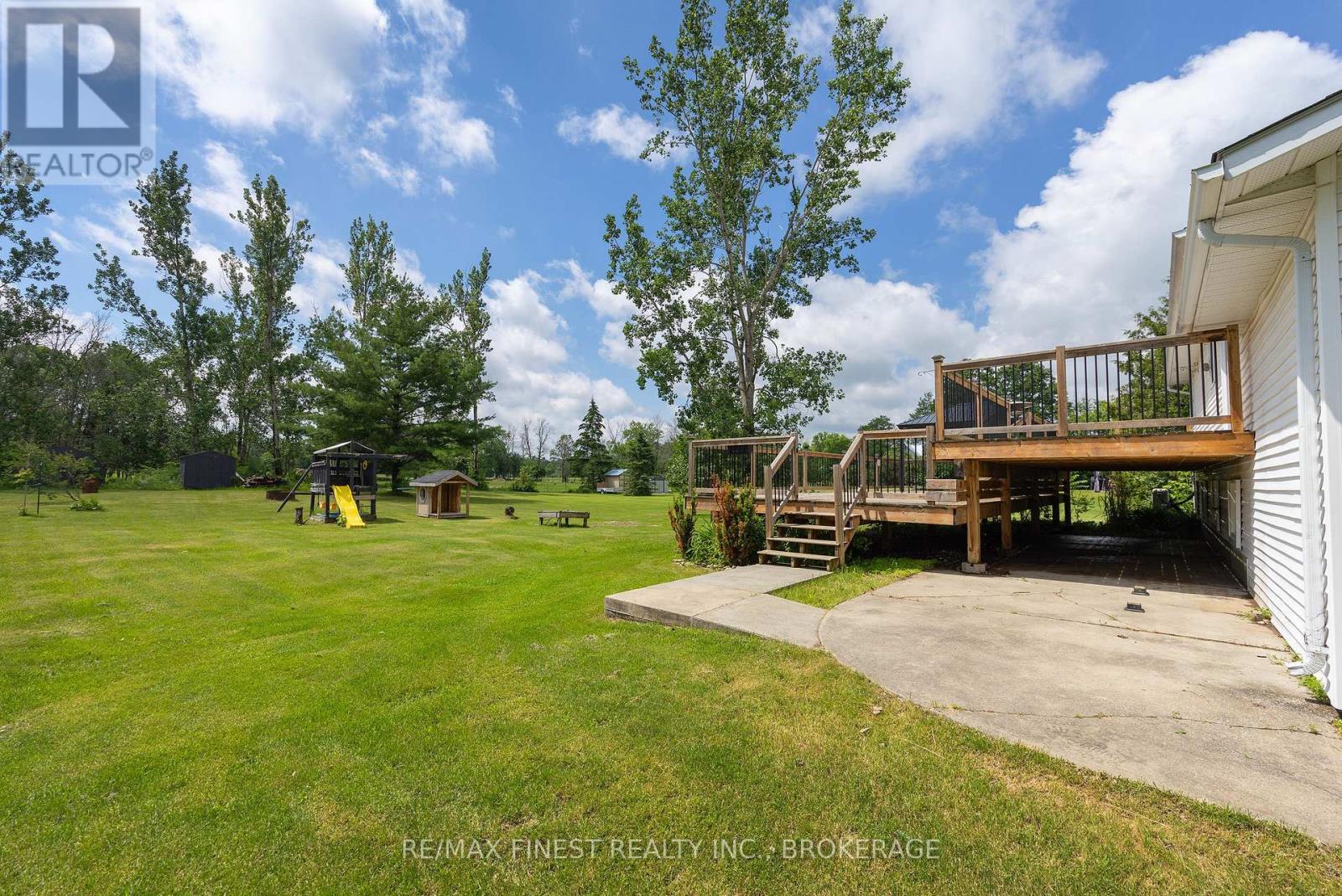 3305 AMEY ROAD - 43