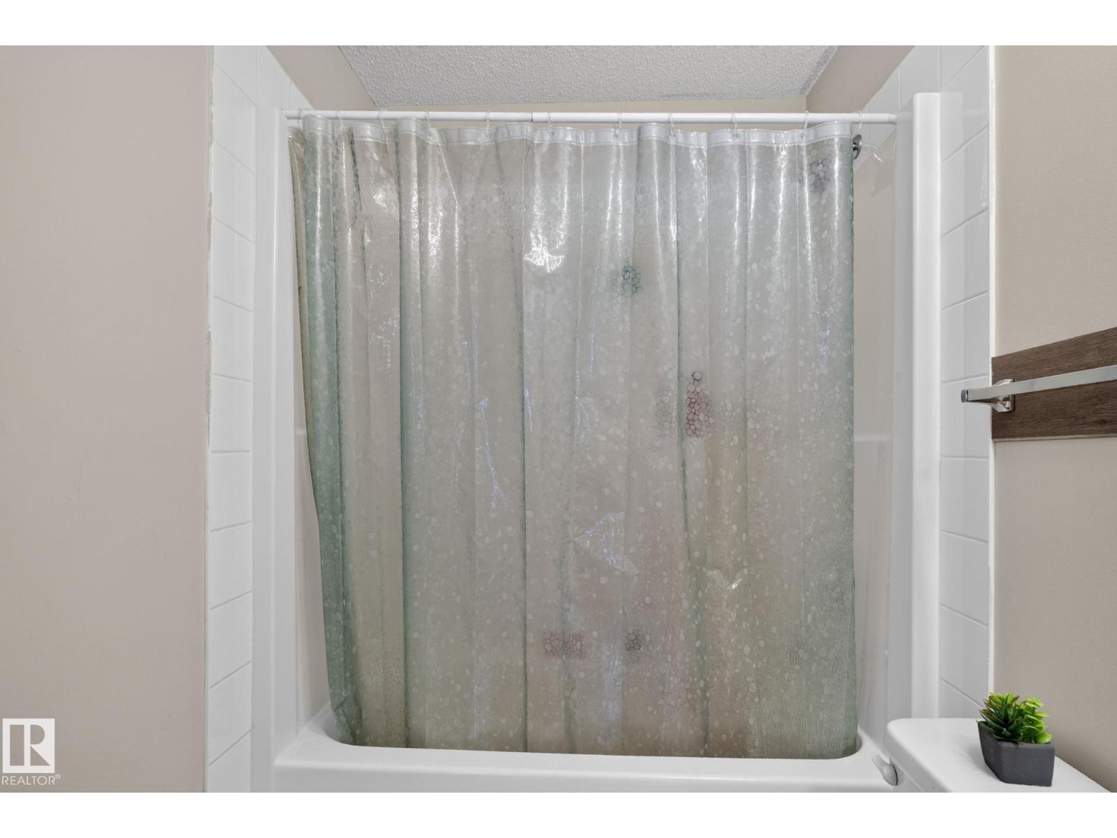 #140 301 CLAREVIEW STATION DR NW - 19
