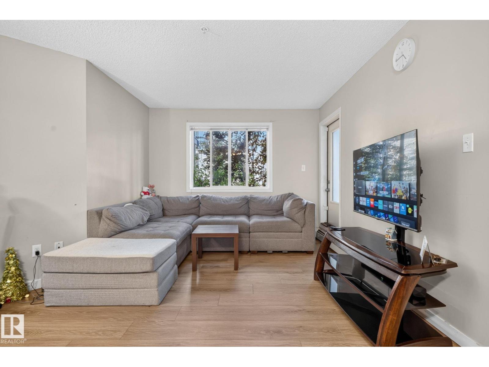 #140 301 CLAREVIEW STATION DR NW - 11