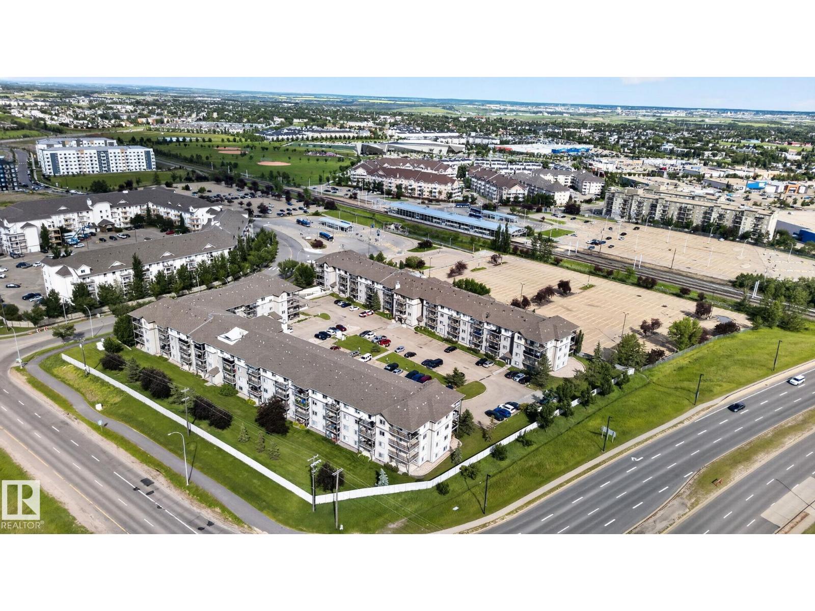 #140 301 CLAREVIEW STATION DR NW — photo 31