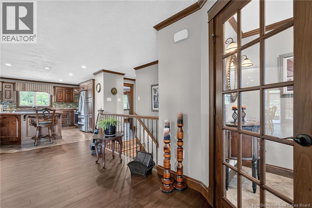 115 Royal Oaks Boulevard - 10