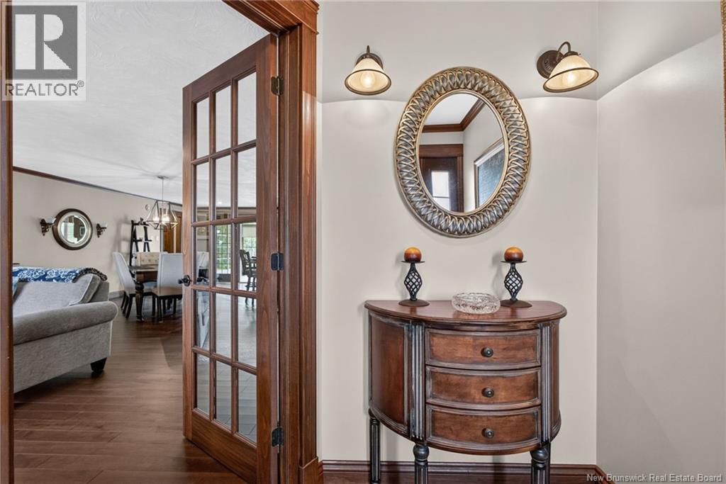 115 Royal Oaks Boulevard - 12