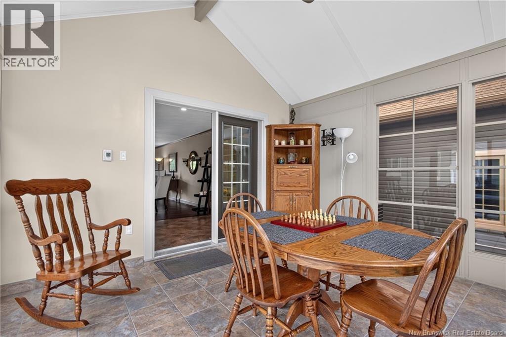 115 Royal Oaks Boulevard - 16
