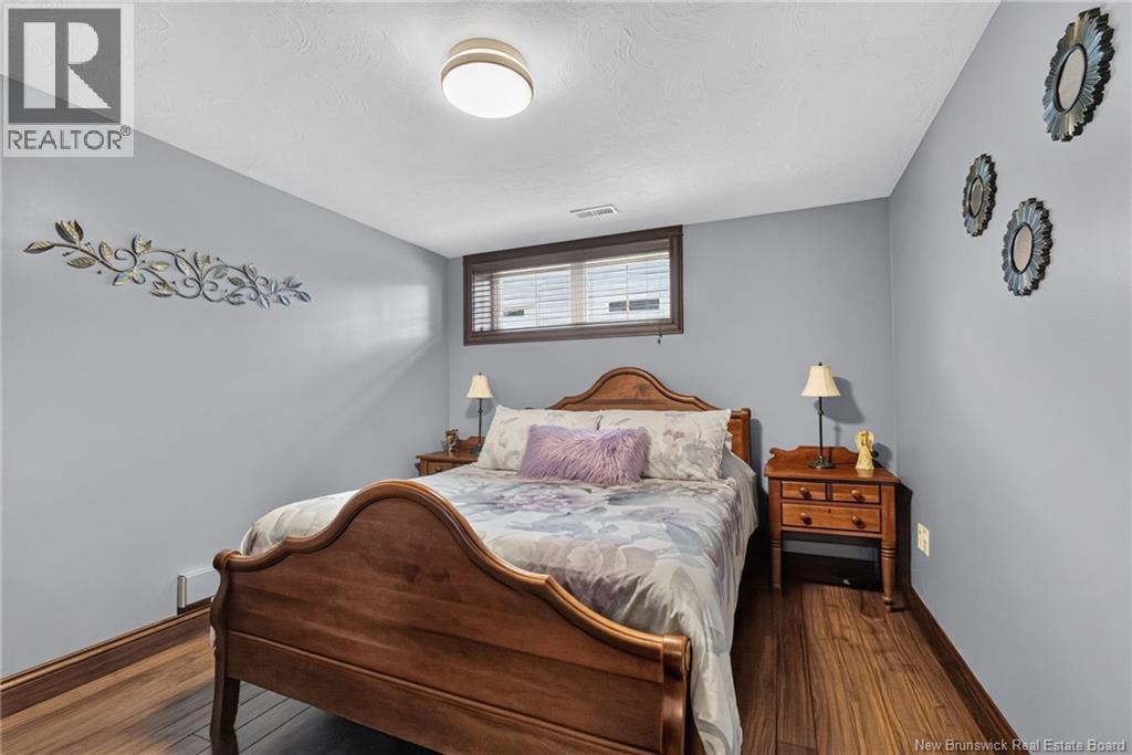 115 Royal Oaks Boulevard - 21