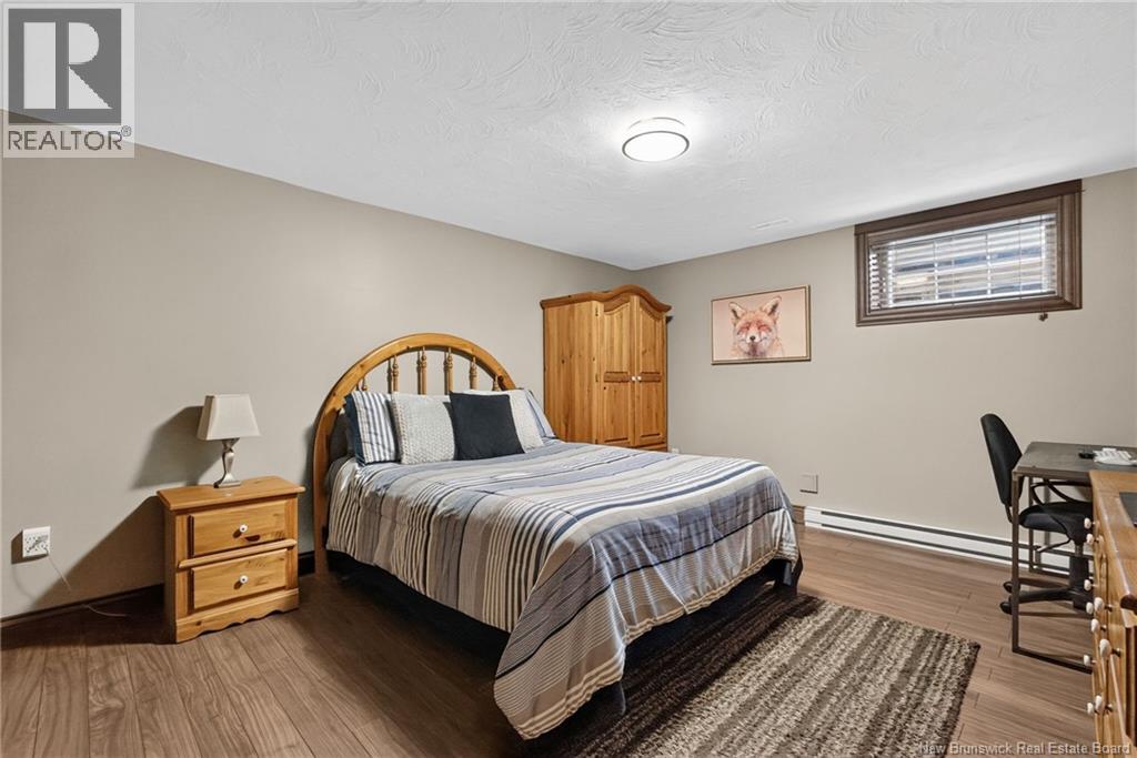 115 Royal Oaks Boulevard - 24