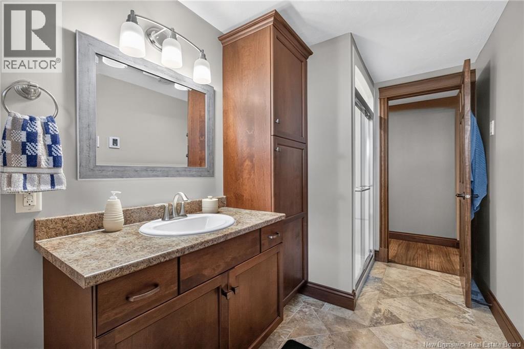 115 Royal Oaks Boulevard - 34