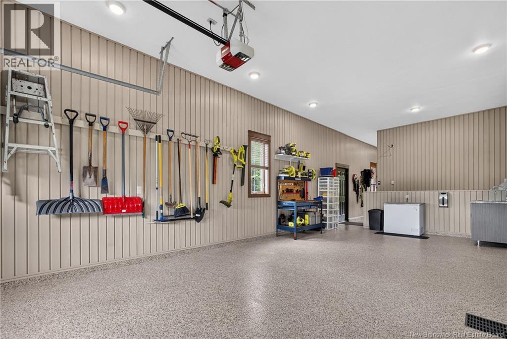 115 Royal Oaks Boulevard - 37