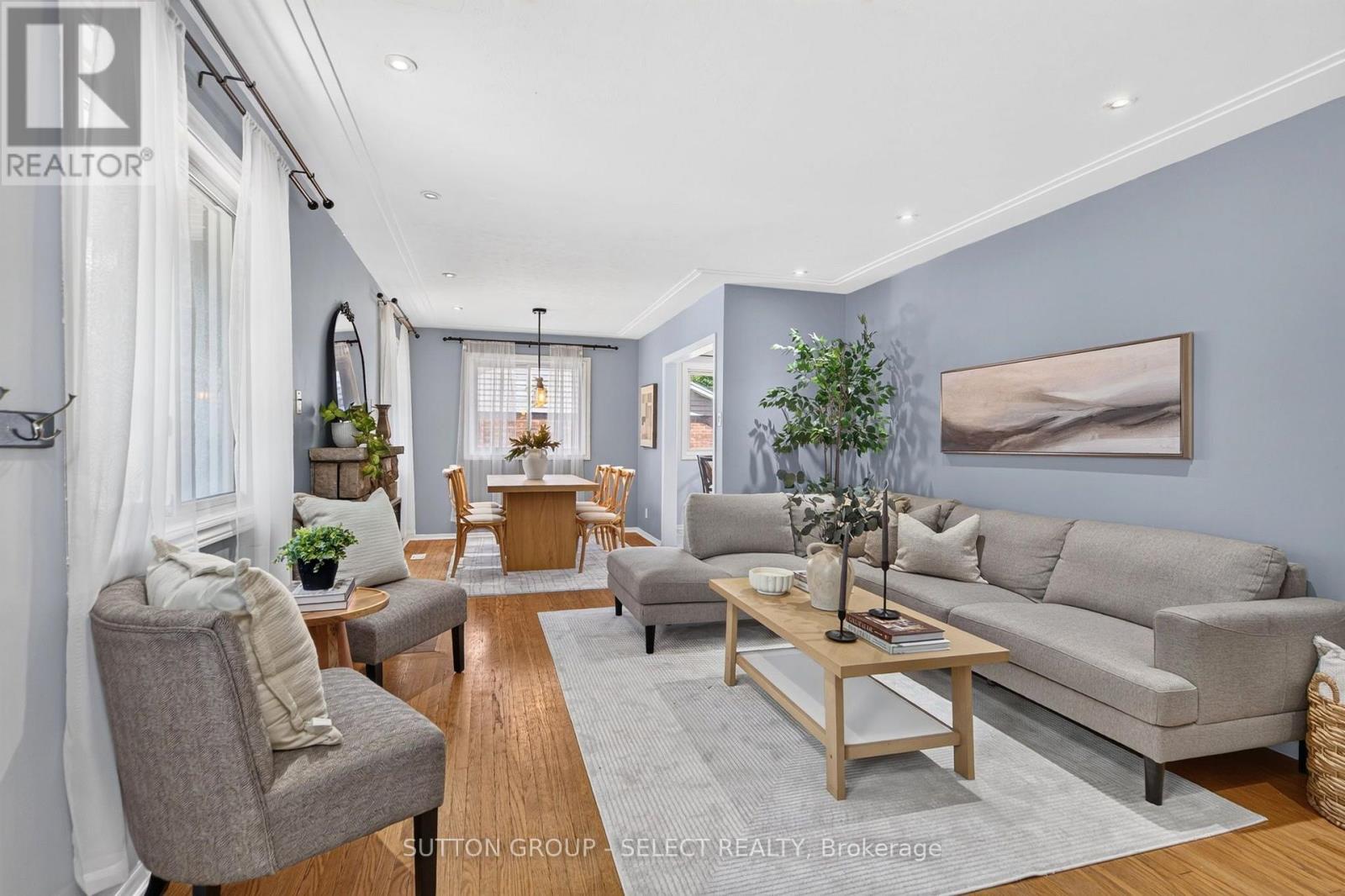198 ARLINGTON CRESCENT - 5