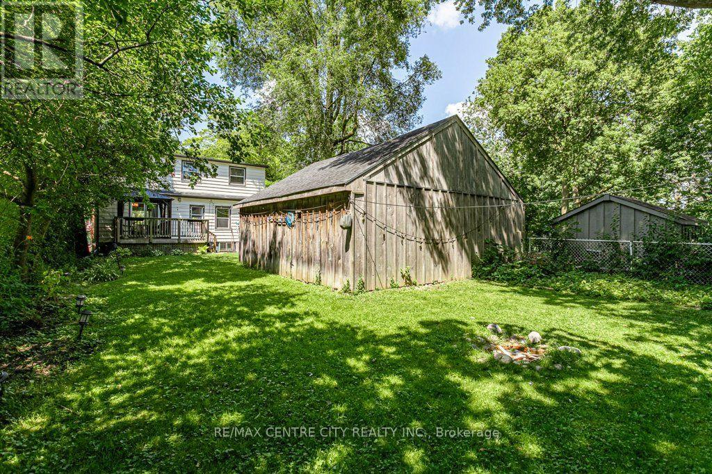 53 CLIFTONVALE AVENUE - 24