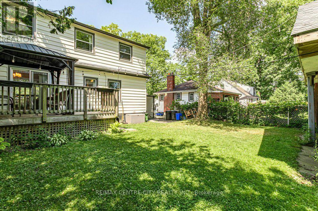 53 CLIFTONVALE AVENUE - 25