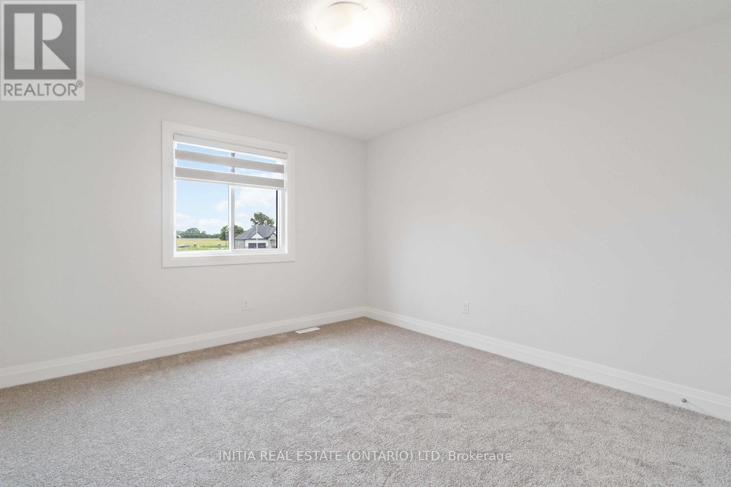 608 SWEETBAY CRESCENT - 27