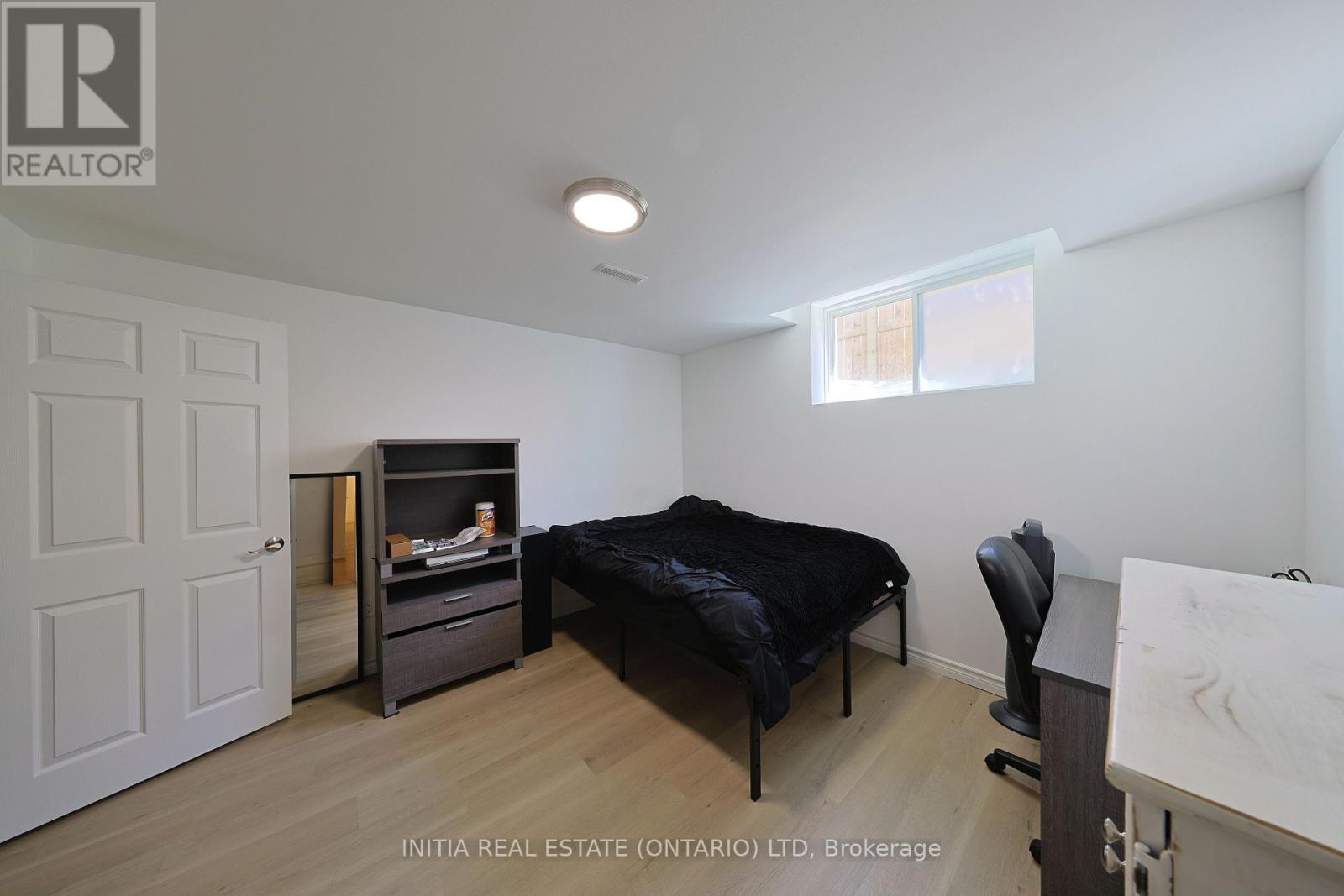 608 SWEETBAY CRESCENT - 37