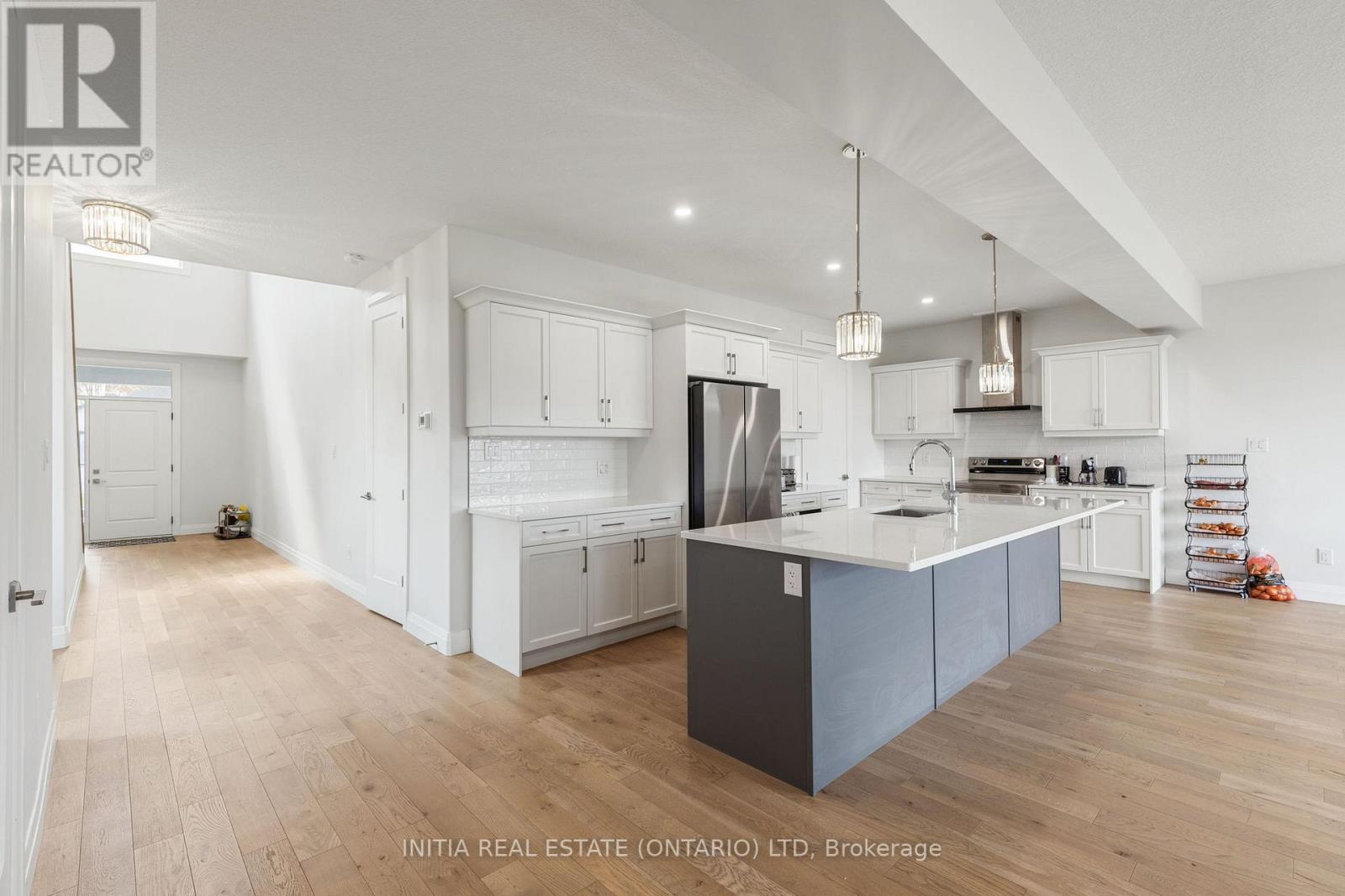 608 SWEETBAY CRESCENT - 4