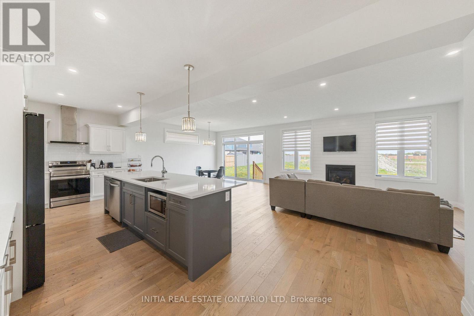 608 SWEETBAY CRESCENT - 5