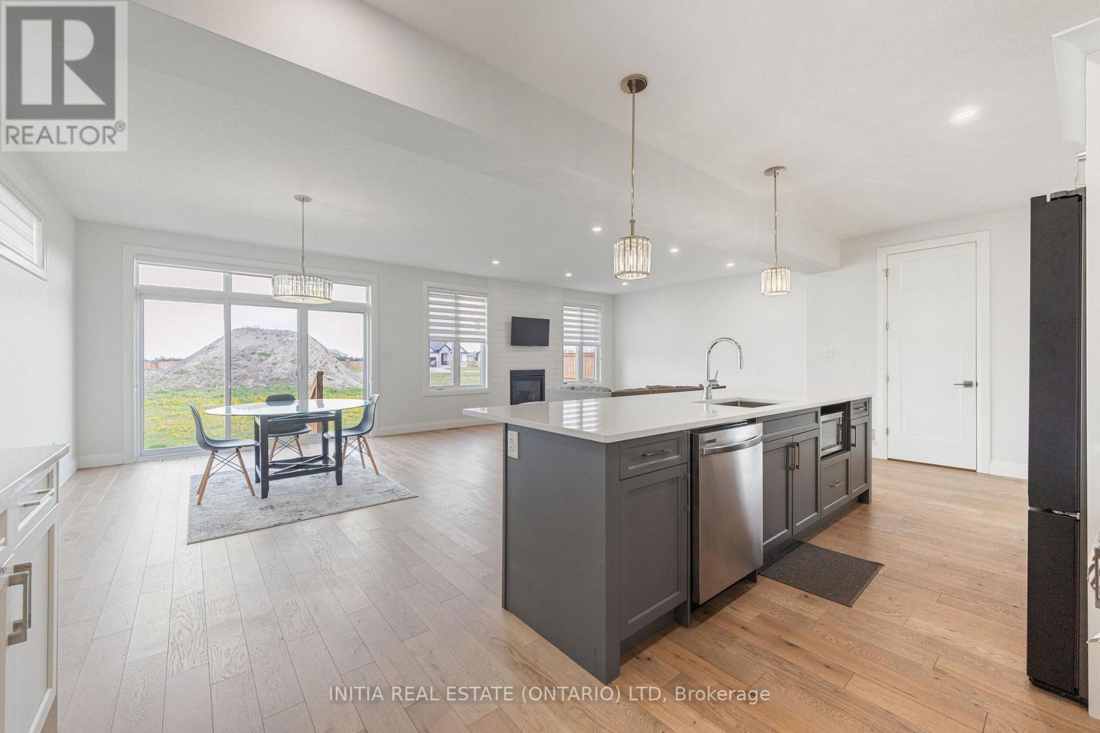 608 SWEETBAY CRESCENT - 9