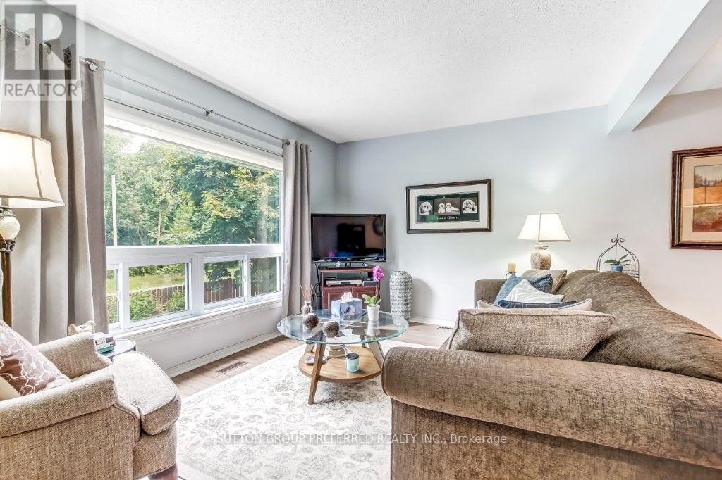#12 1990 WAVELL STREET - 9