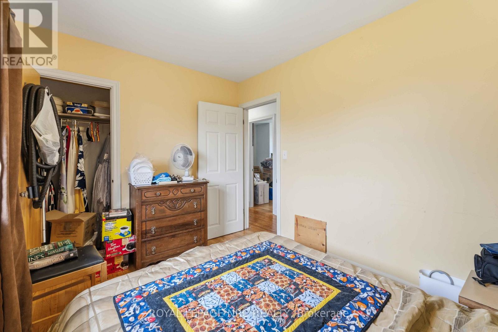 7101 ROGER CRESCENT - 20
