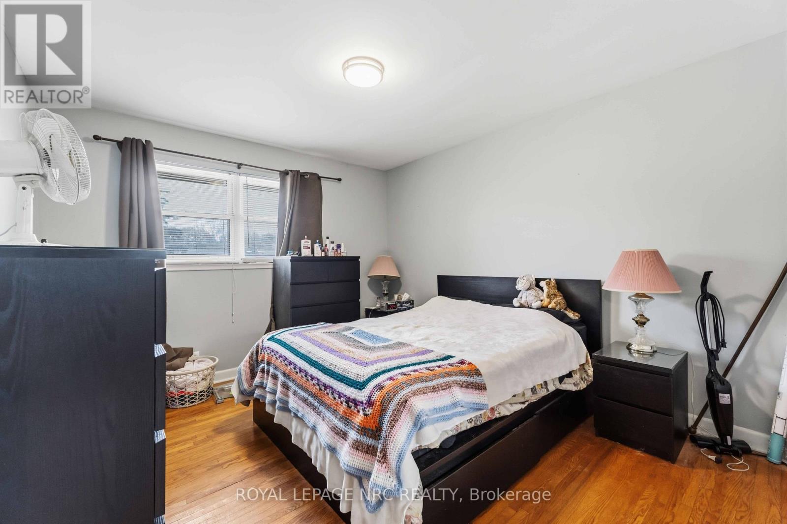 7101 ROGER CRESCENT - 17