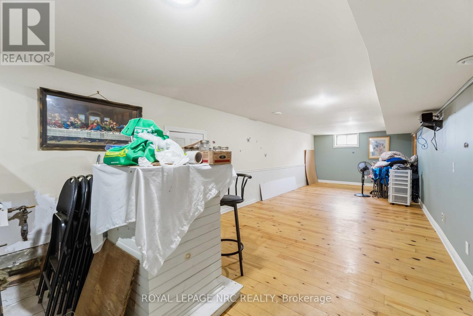 7101 ROGER CRESCENT - 27