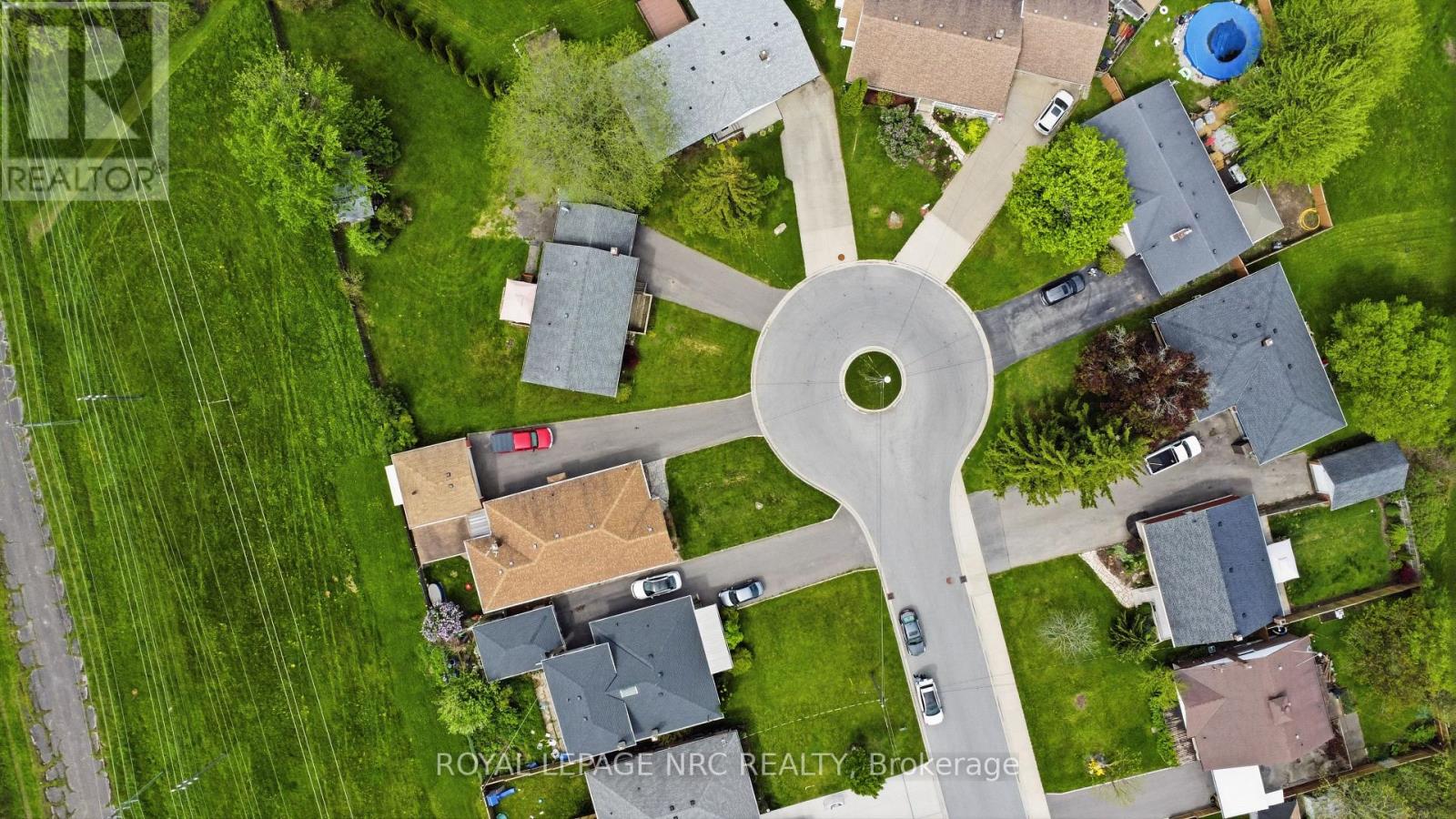 7101 ROGER CRESCENT - 41