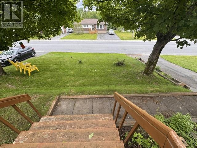 44 Raynham Avenue thumbnail 6