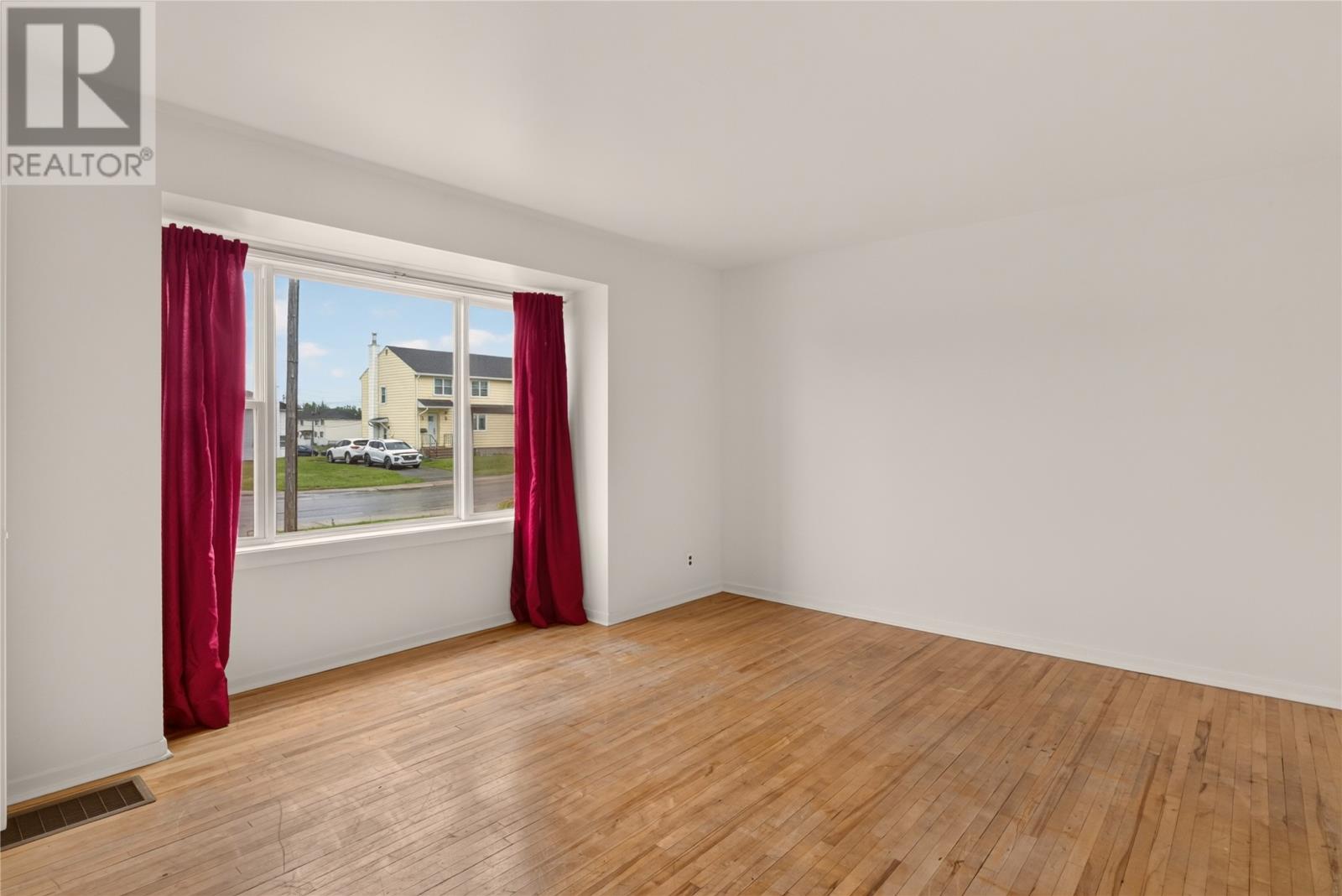 117 Elizabeth Drive - Image 4