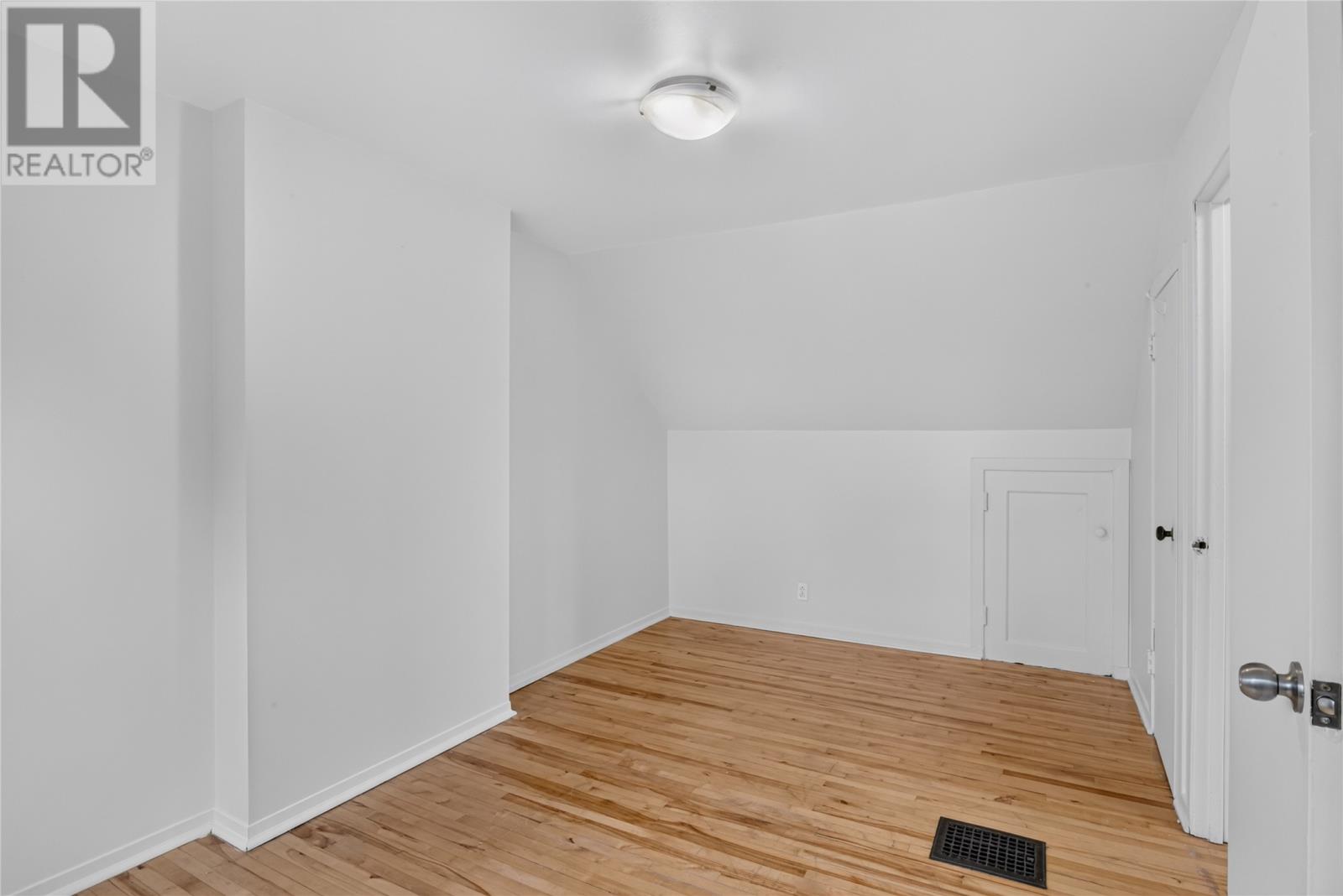 115 Elizabeth Drive - 16