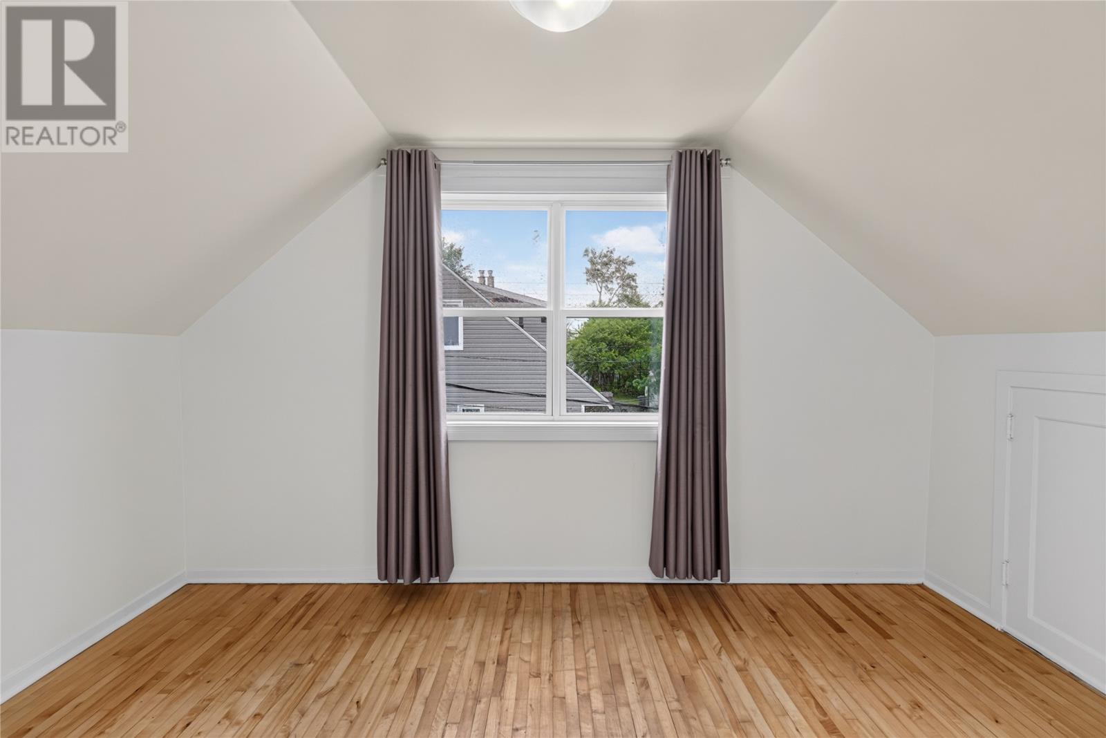 115 Elizabeth Drive - 18