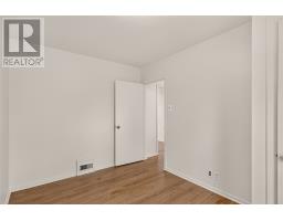 115 Elizabeth Drive thumbnail 12