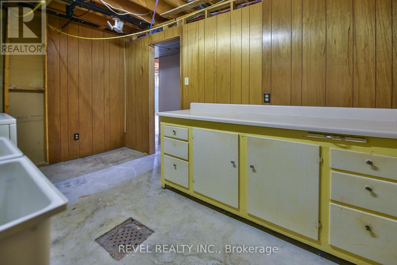1330 CHENIER AVENUE - 30