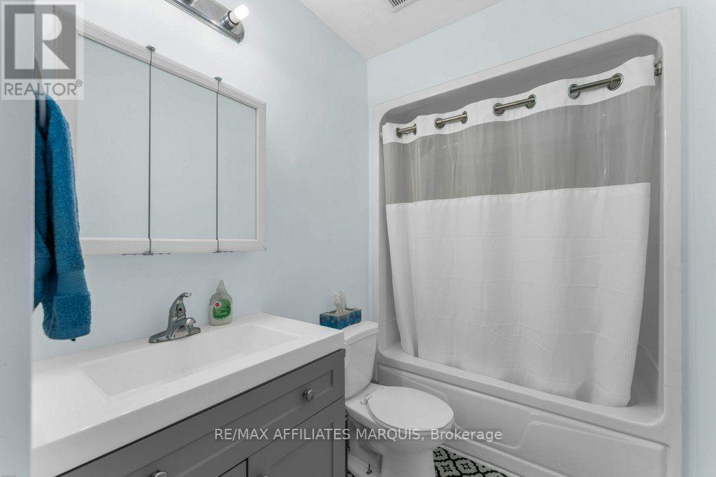 437 MILLER DRIVE - 14