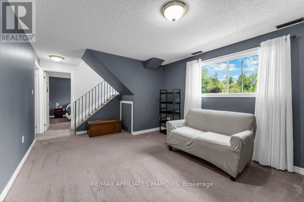 437 MILLER DRIVE - 22