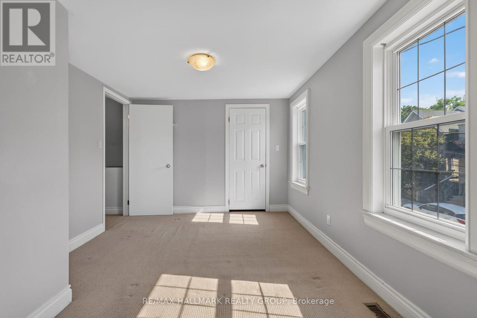 2 Bed, 2 Bath House for Sale in Ottawa – 115 SHERBROOKE AVENUE, Ottawa – MLS# X13542390 - Image 24