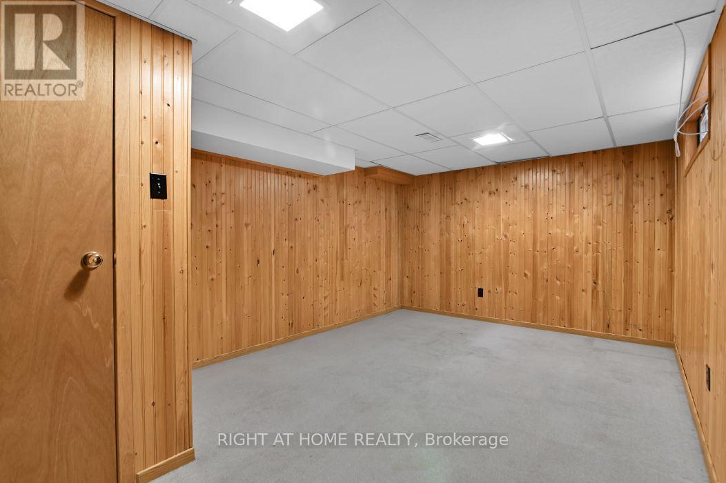 99 CRAIG HENRY DRIVE - 21