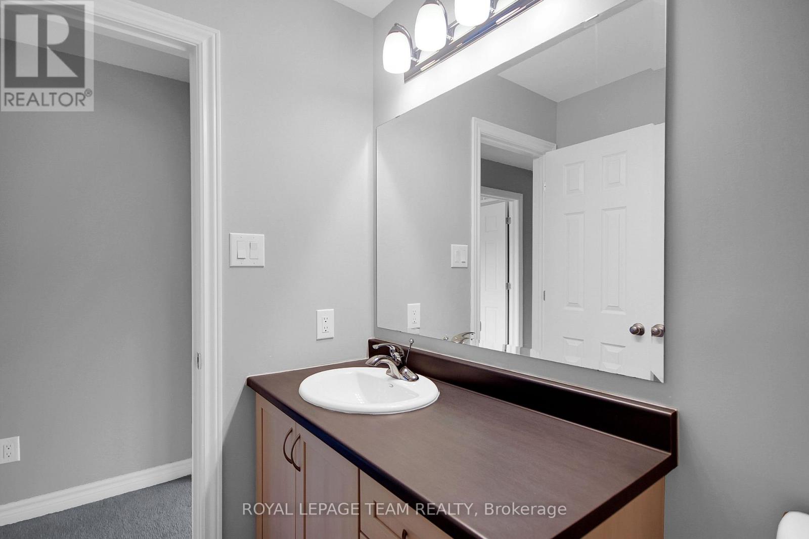 208 MISSION TRAIL CRESCENT, Ottawa. Luxury613. By Peter Sagos - Image 31