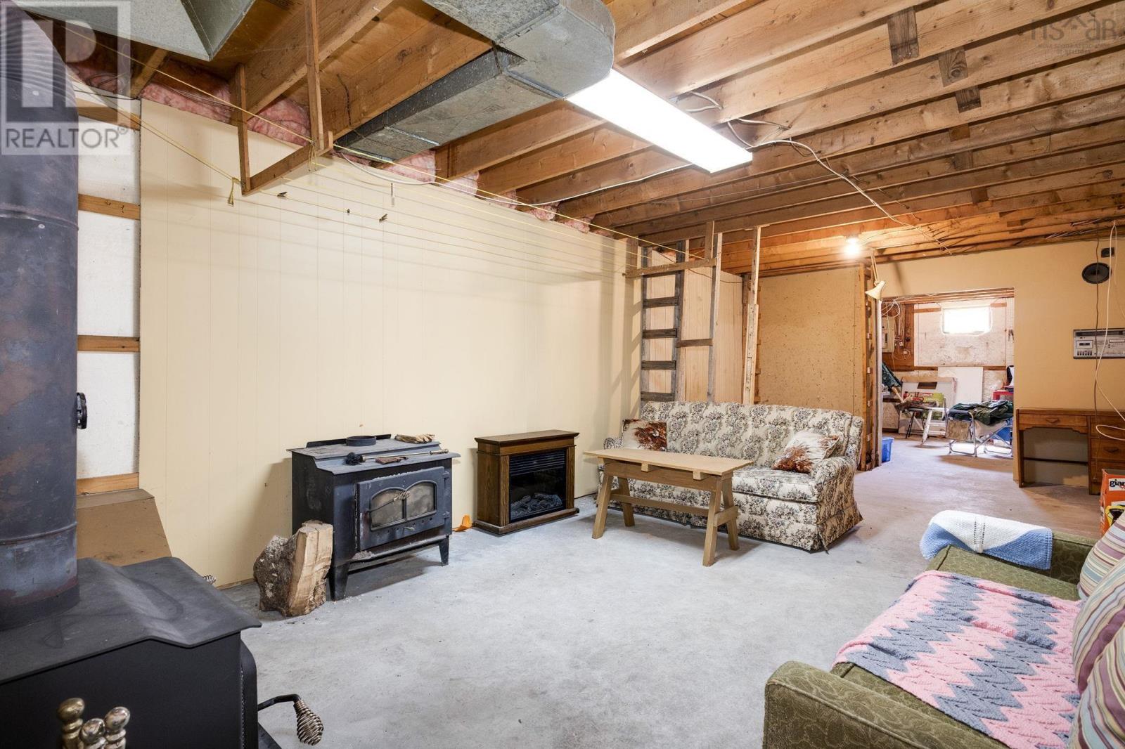 Property 34 of 46 of 353 Meadowvale Road