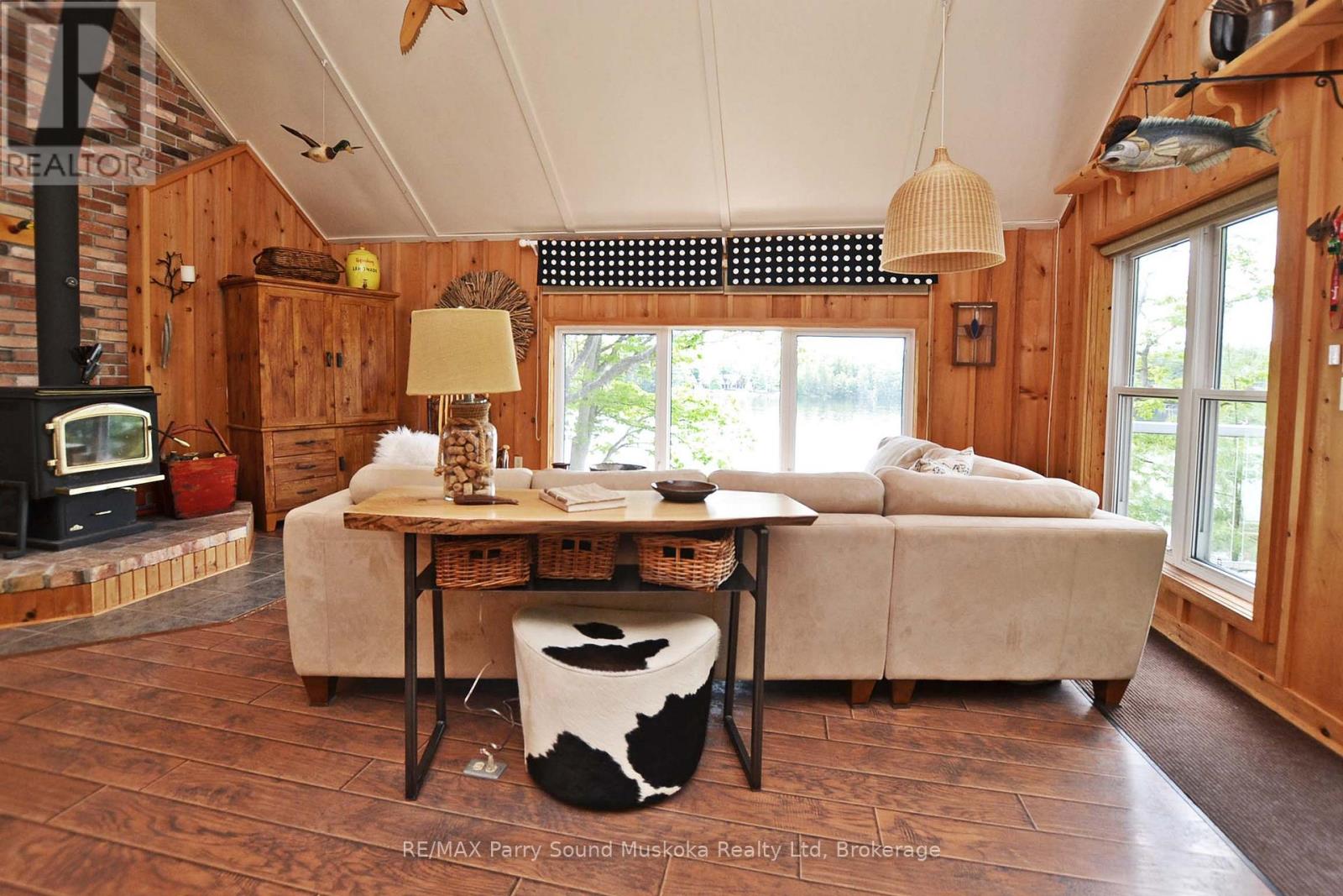 322 HEALEY LAKE WATER - 21