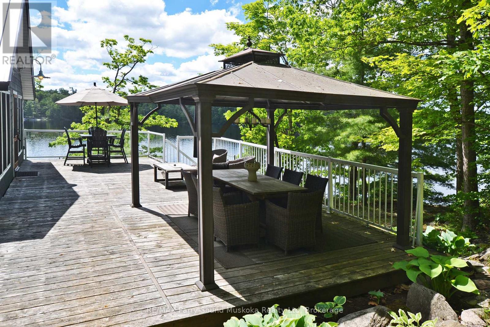 322 HEALEY LAKE WATER - 15