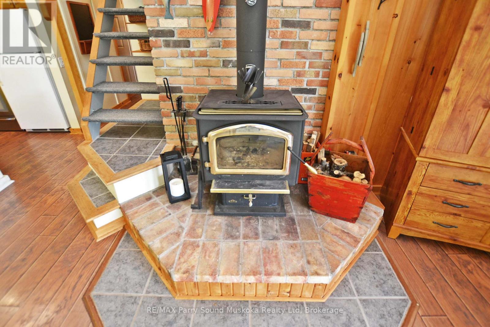 322 HEALEY LAKE WATER - 23