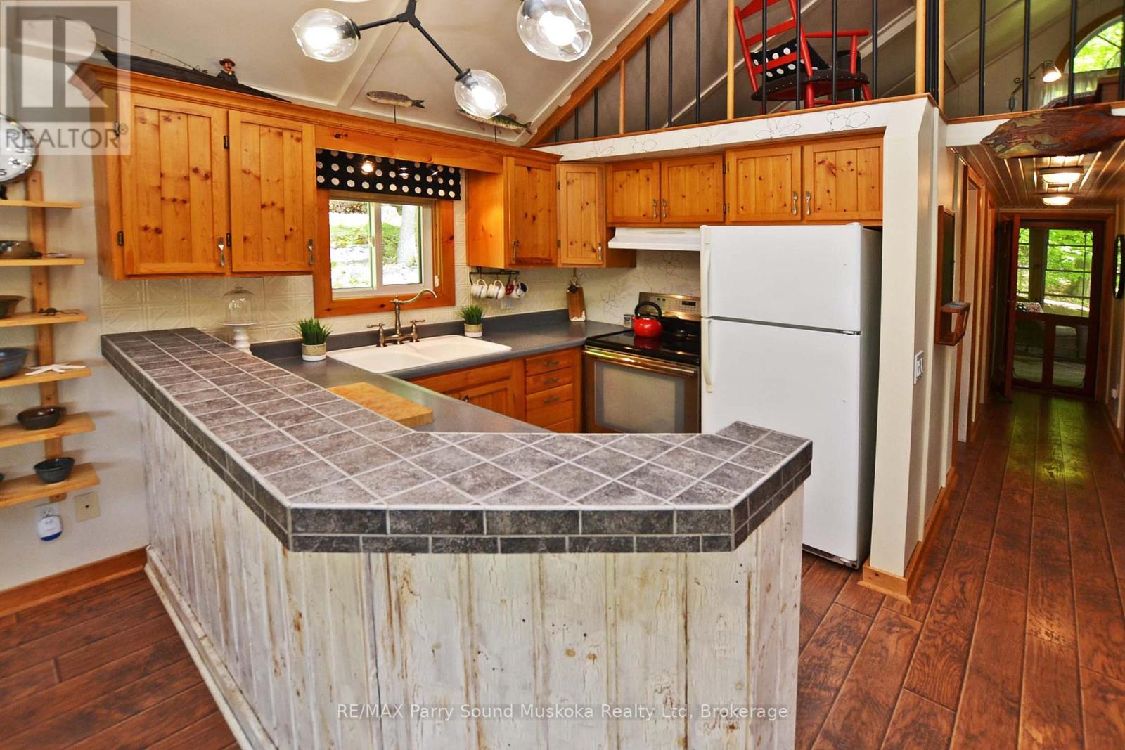 322 HEALEY LAKE WATER - 29