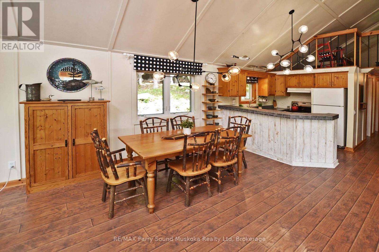 322 HEALEY LAKE WATER - 26