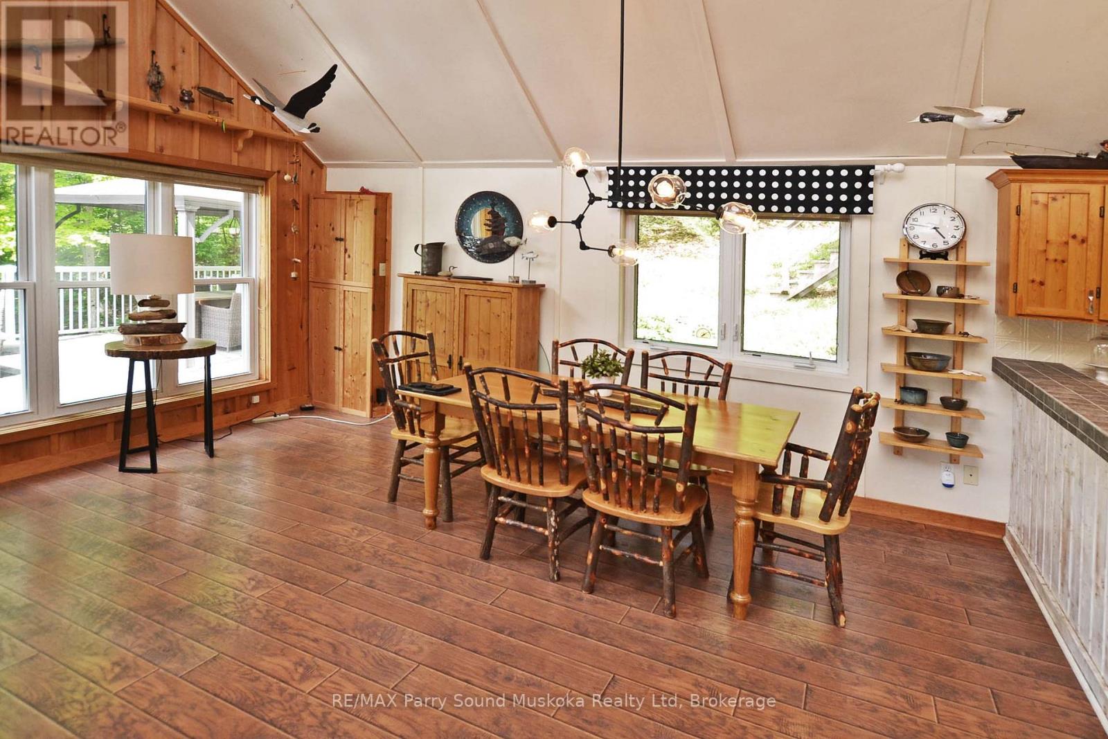 322 HEALEY LAKE WATER - 25