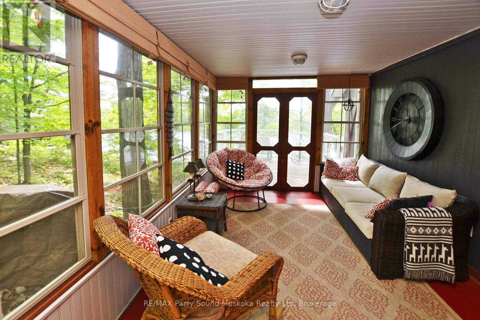 322 HEALEY LAKE WATER - 31