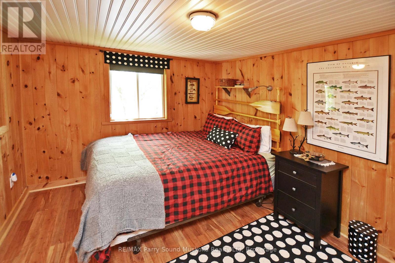 322 HEALEY LAKE WATER - 36
